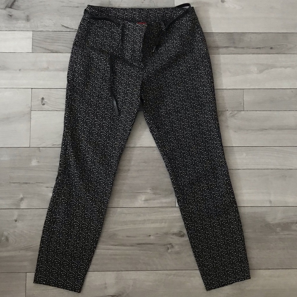 KENAR Woman’s Capri Pants